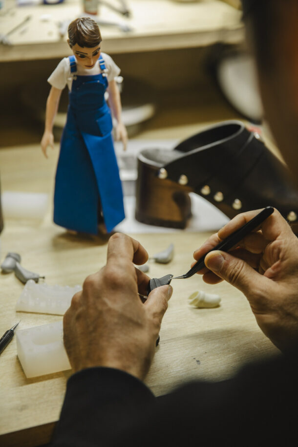 Longchamp craftsman - Élodie Daguin