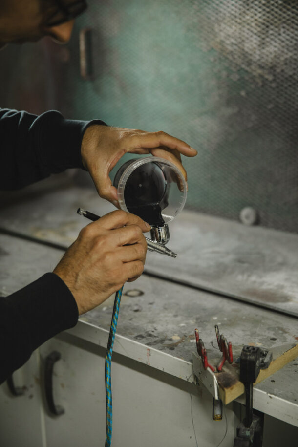 Longchamp craftsman - Élodie Daguin